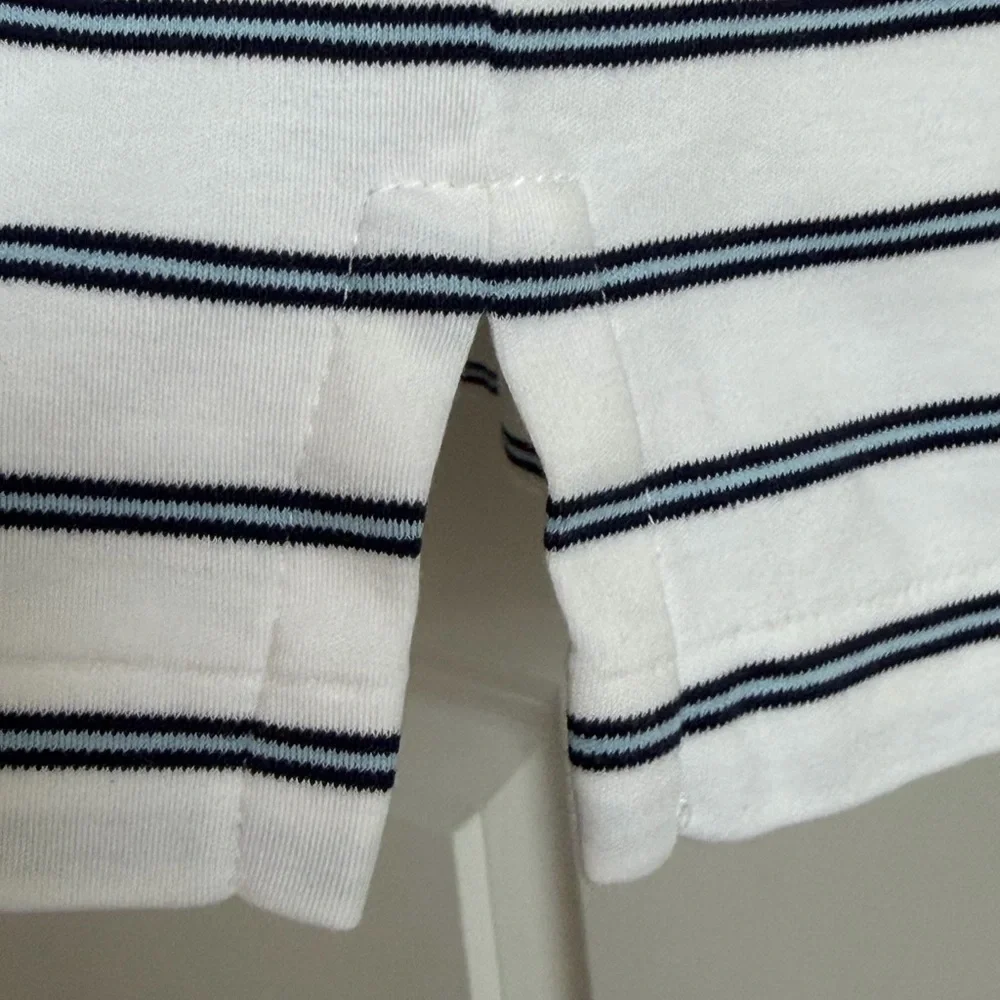 Ralph Lauren Classic Fit Striped Soft Cotton Embroidered Polo Shirt-M